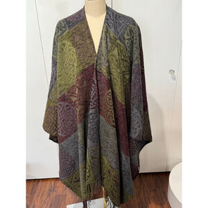 Women's Calzeat Celtic Collection Green Burgundy Wool Blend Chenille Wrap ruana